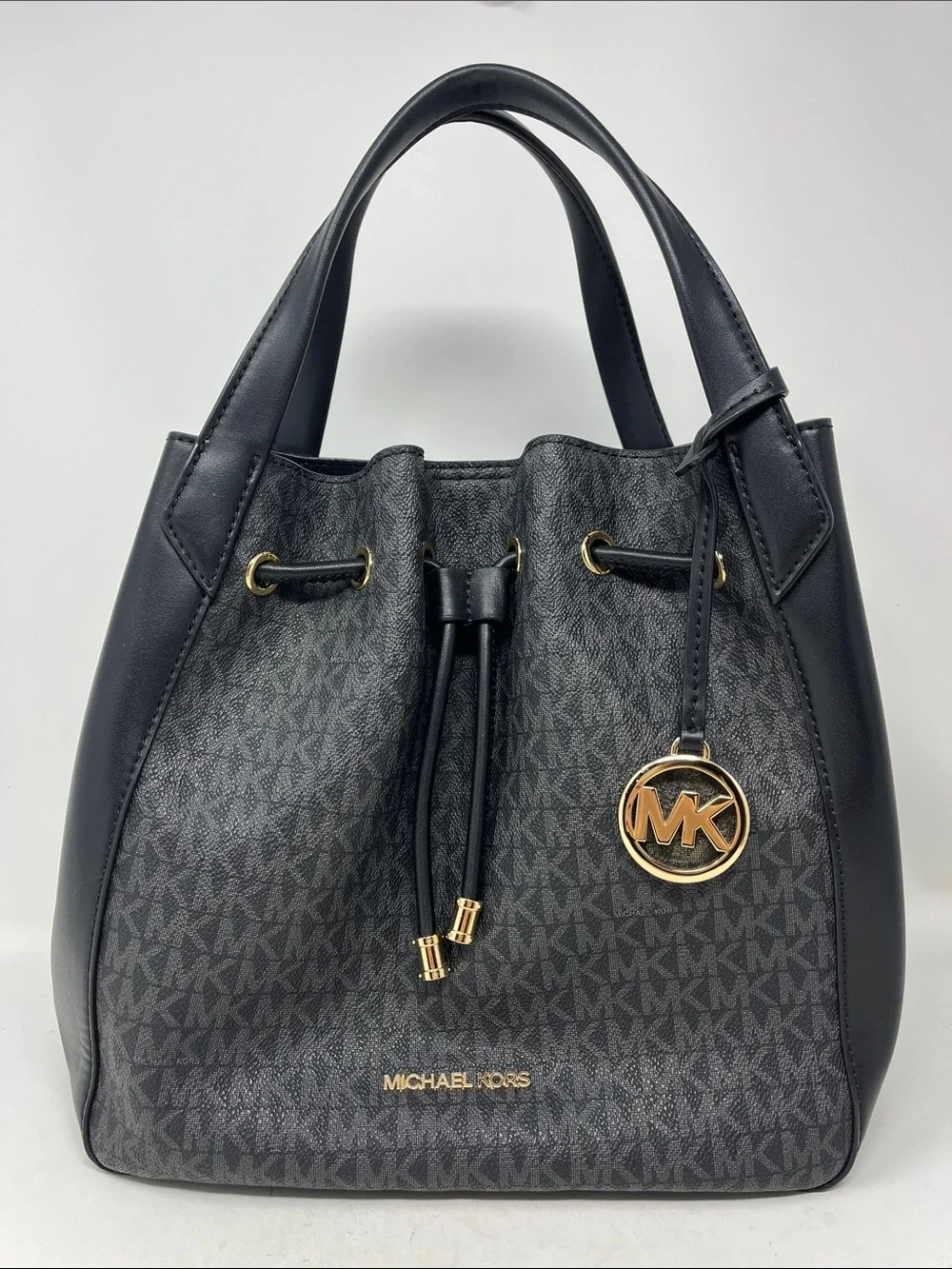 MICHAEL KORS PHOEBE LARGE TWO TONE BUCKET BAG GRAY AND BLACK GOLD NWOT